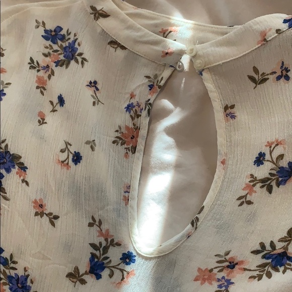 American eagle blouse - Picture 2 of 3